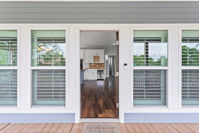 610 S Shady Lane, Shoreacres, TX 77571
