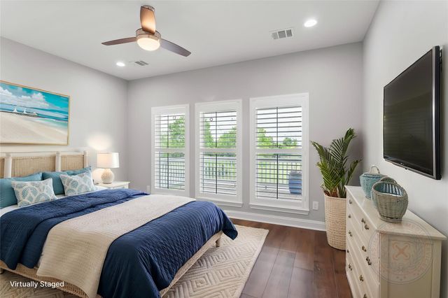 610 S Shady Lane, Shoreacres, TX 77571