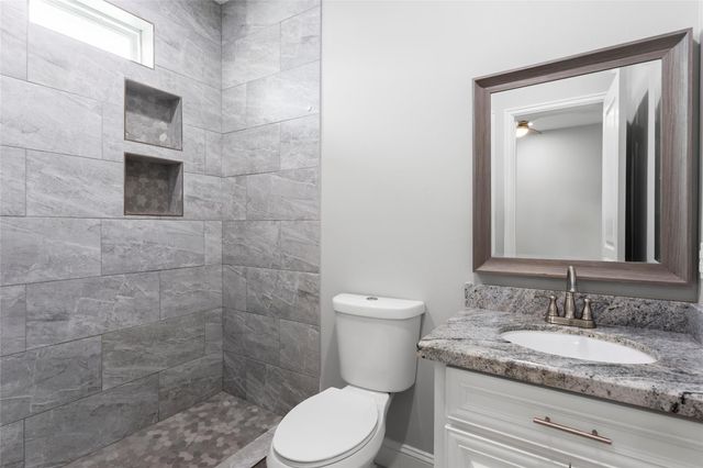 610 S Shady Lane, Shoreacres, TX 77571