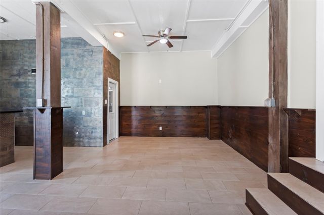 610 S Shady Lane, Shoreacres, TX 77571