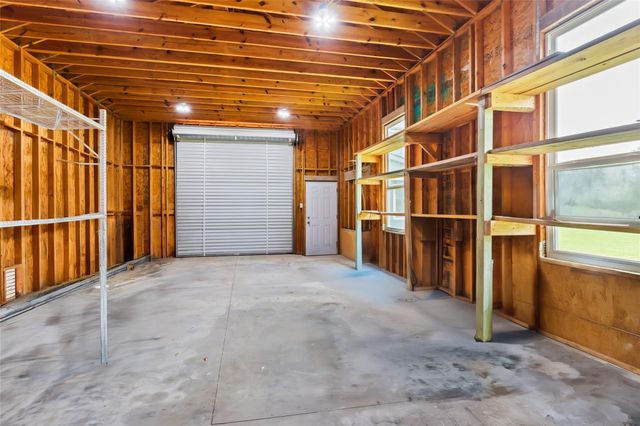 610 S Shady Lane, Shoreacres, TX 77571