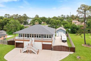 610 S Shady Lane, Shoreacres, TX 77571