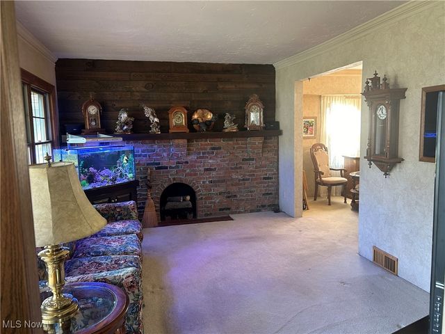 4710 Maplecrest Avenue, Parma, OH 44134