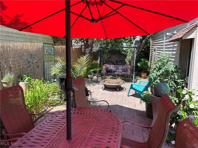 4710 Maplecrest Avenue, Parma, OH 44134