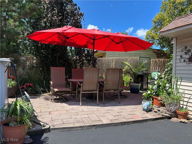 4710 Maplecrest Avenue, Parma, OH 44134