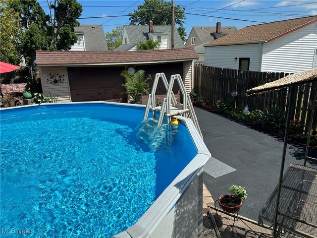 4710 Maplecrest Avenue, Parma, OH 44134