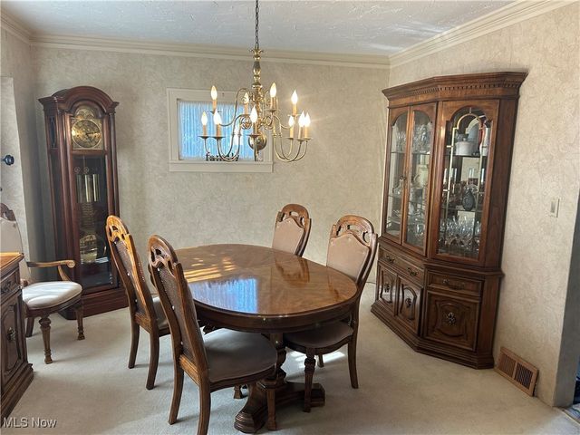 4710 Maplecrest Avenue, Parma, OH 44134