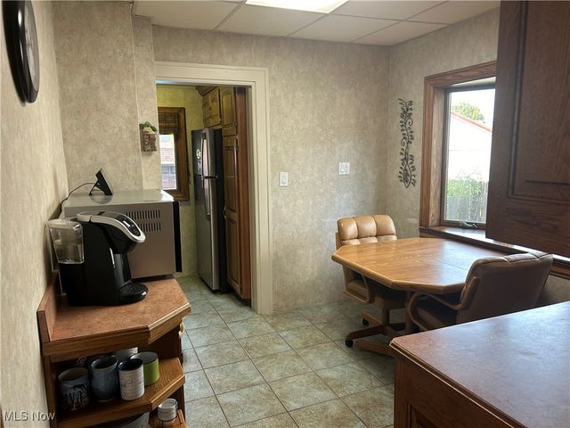 4710 Maplecrest Avenue, Parma, OH 44134