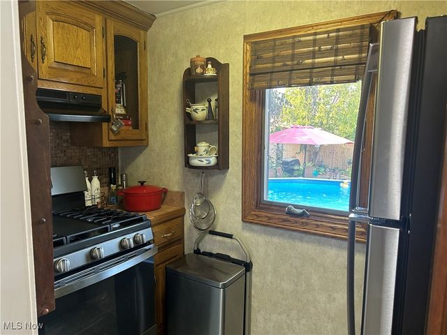 4710 Maplecrest Avenue, Parma, OH 44134