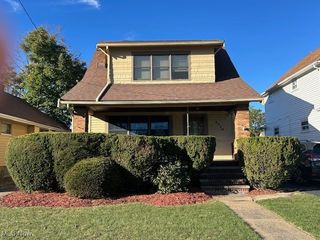 4710 Maplecrest Avenue, Parma, OH 44134