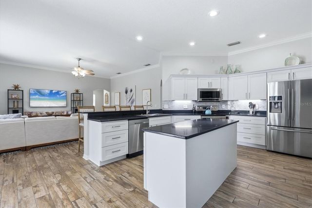 4617 EGMONT DRIVE, Bradenton, FL 34203