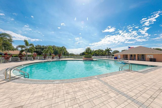 4617 EGMONT DRIVE, Bradenton, FL 34203