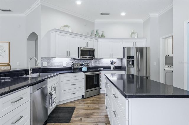 4617 EGMONT DRIVE, Bradenton, FL 34203