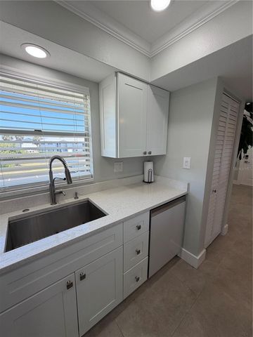 102 46TH AVENUE TERRACE W 403, Bradenton, FL 34207