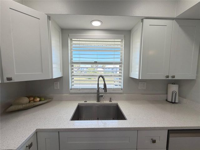 102 46TH AVENUE TERRACE W 403, Bradenton, FL 34207