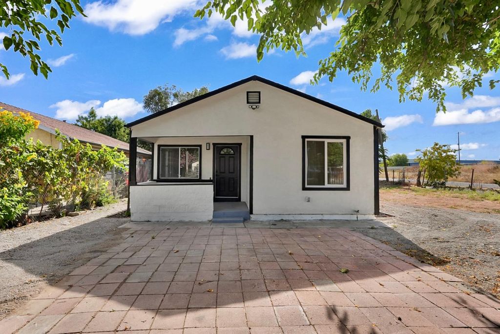 Image 1 of property listing at 736 S Modesto, Stockton, CA 95203