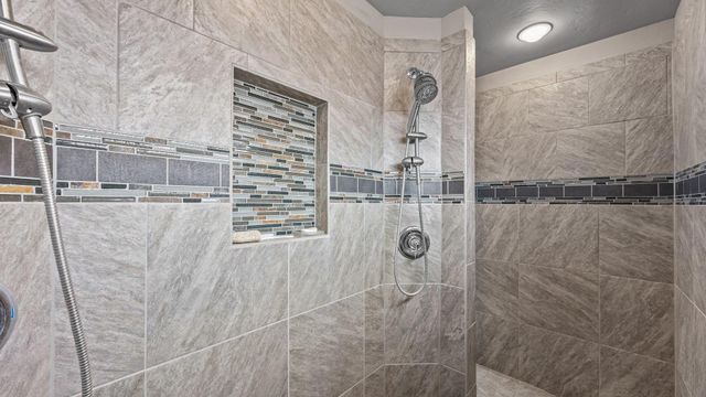 697 Glen Caro Drive, Grand Junction, CO 81505