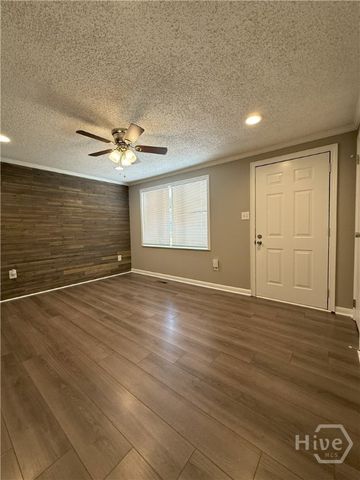 32 Pine Lane Drive, Athens, GA 30601