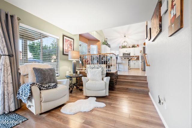 6419 W BRILES Road, Phoenix, AZ 85083