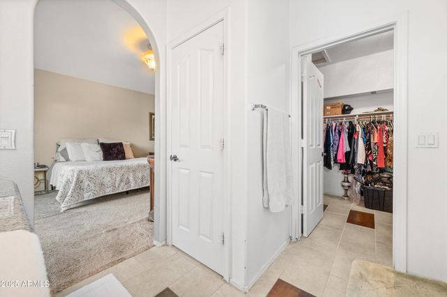 6419 W BRILES Road, Phoenix, AZ 85083