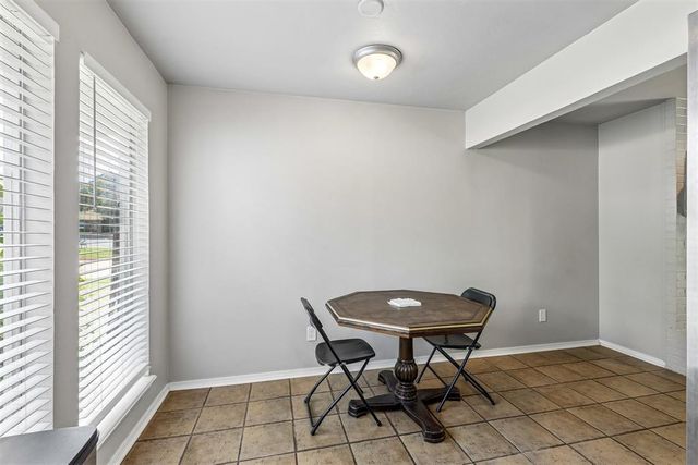 830 Douglas Drive, Norman, OK 73069