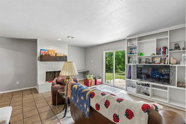830 Douglas Drive, Norman, OK 73069