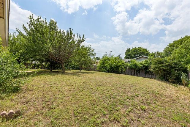830 Douglas Drive, Norman, OK 73069