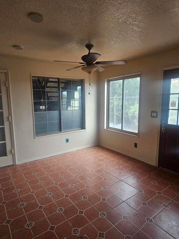 6444 Saint Josephs Avenue NW, Albuquerque, NM 87120