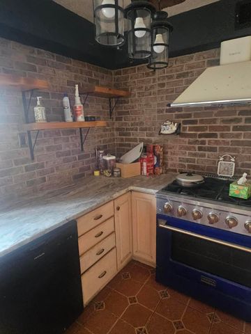 6444 Saint Josephs Avenue NW, Albuquerque, NM 87120