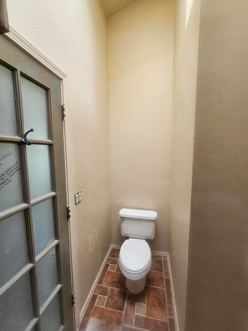 6444 Saint Josephs Avenue NW, Albuquerque, NM 87120
