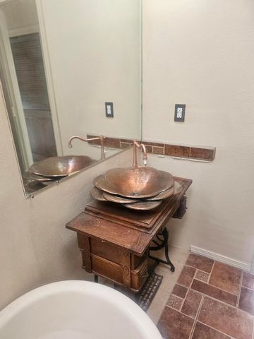 6444 Saint Josephs Avenue NW, Albuquerque, NM 87120