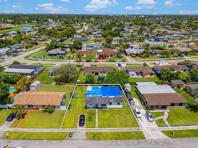 14125 SW 109th Pl, Miami, FL 33176