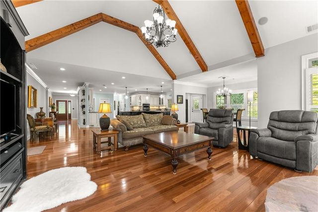 715 Antrim Glen Road, Hoschton, GA 30548