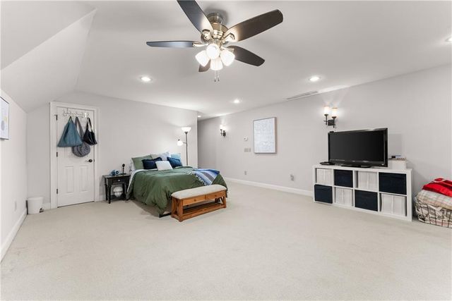 715 Antrim Glen Road, Hoschton, GA 30548