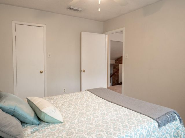 4835 Ingleside Court, Spring, TX 77388