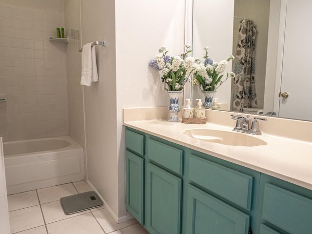 4835 Ingleside Court, Spring, TX 77388