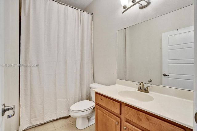 760 NE 193rd Ter, Miami, FL 33179