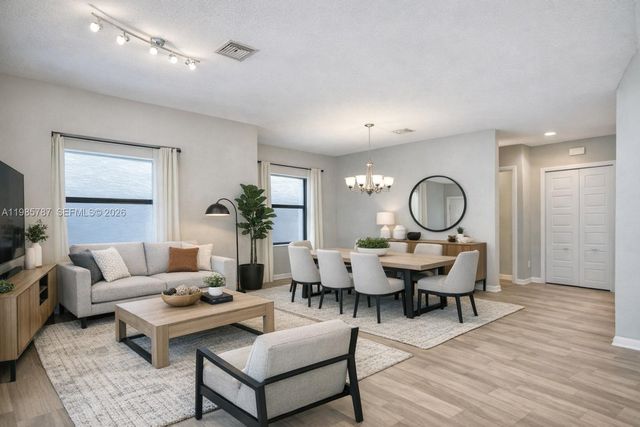 760 NE 193rd Ter, Miami, FL 33179