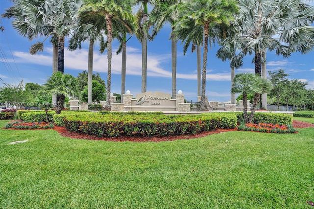 760 NE 193rd Ter, Miami, FL 33179