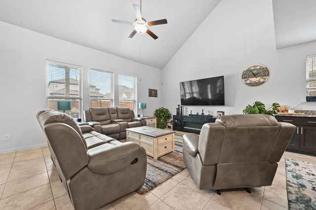275 Coyote Creek WAY, Kyle, TX 78640