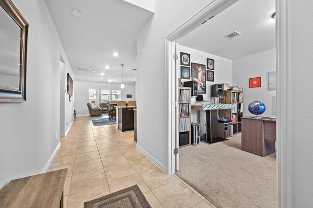 275 Coyote Creek WAY, Kyle, TX 78640