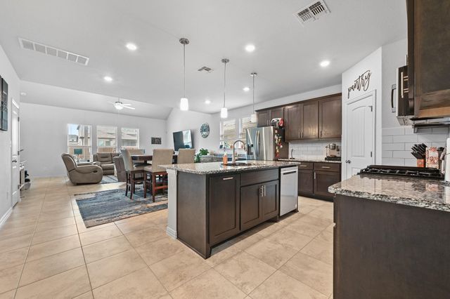 275 Coyote Creek WAY, Kyle, TX 78640