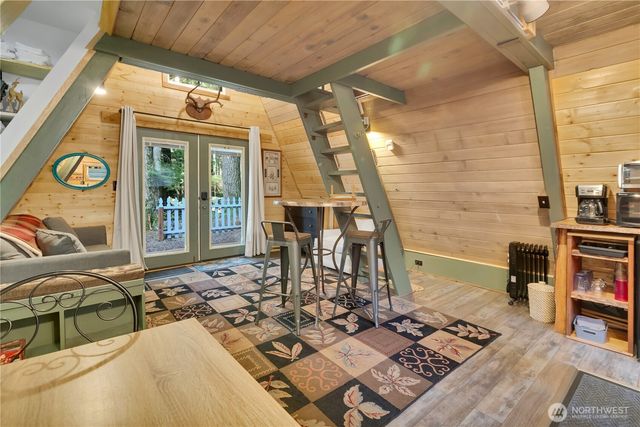 218 Paradise Drive, Ashford, WA 98304