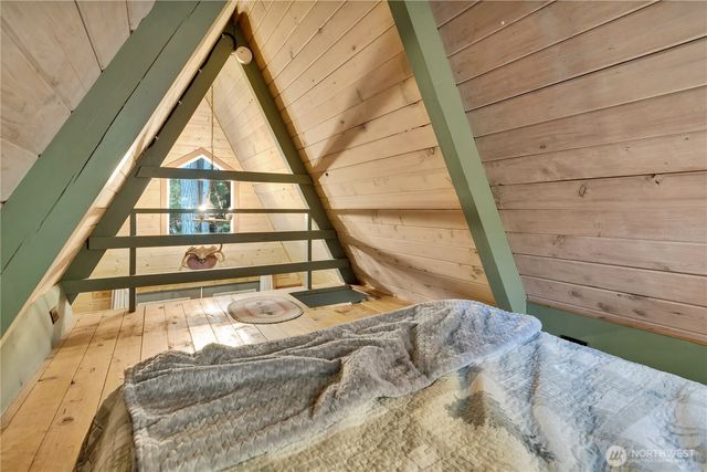 218 Paradise Drive, Ashford, WA 98304