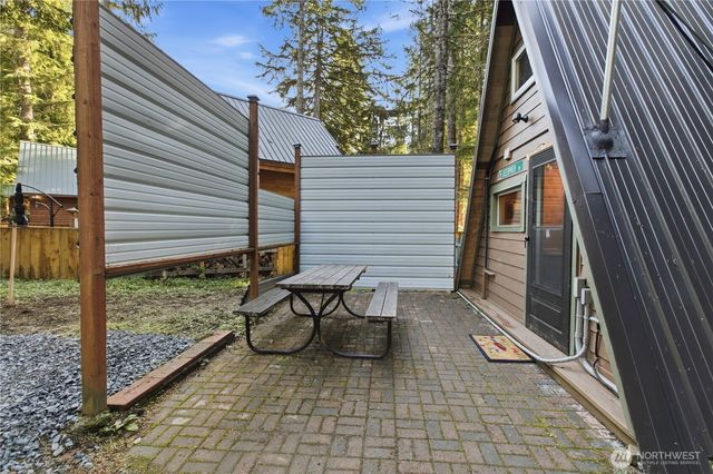 218 Paradise Drive, Ashford, WA 98304