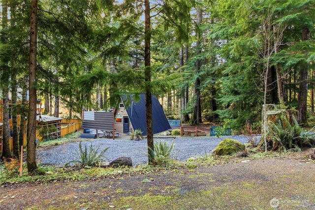 218 Paradise Drive, Ashford, WA 98304