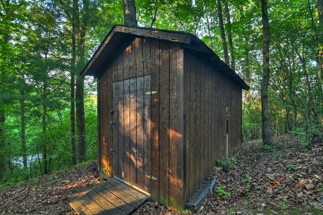 932 Granny Branch Drive, Blue Ridge, GA 30513