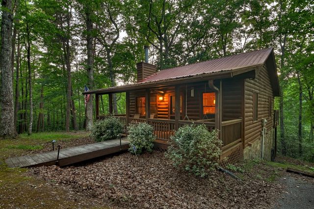 932 Granny Branch Drive, Blue Ridge, GA 30513
