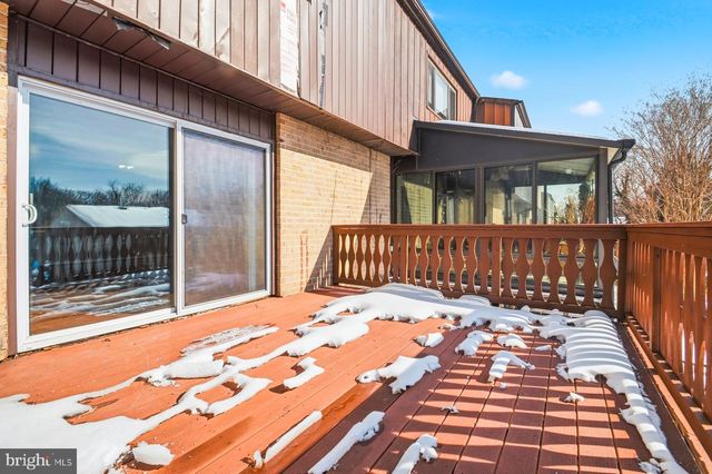 8123 SALT LAKE DR, Baltimore, MD 21244