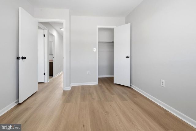 8123 SALT LAKE DR, Baltimore, MD 21244